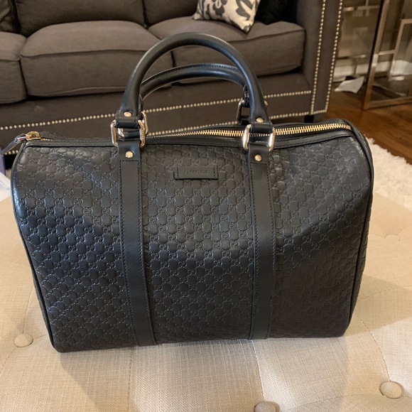 Gucci Handbags - Gucci Boston Bag (large) with leather strap (NEW)